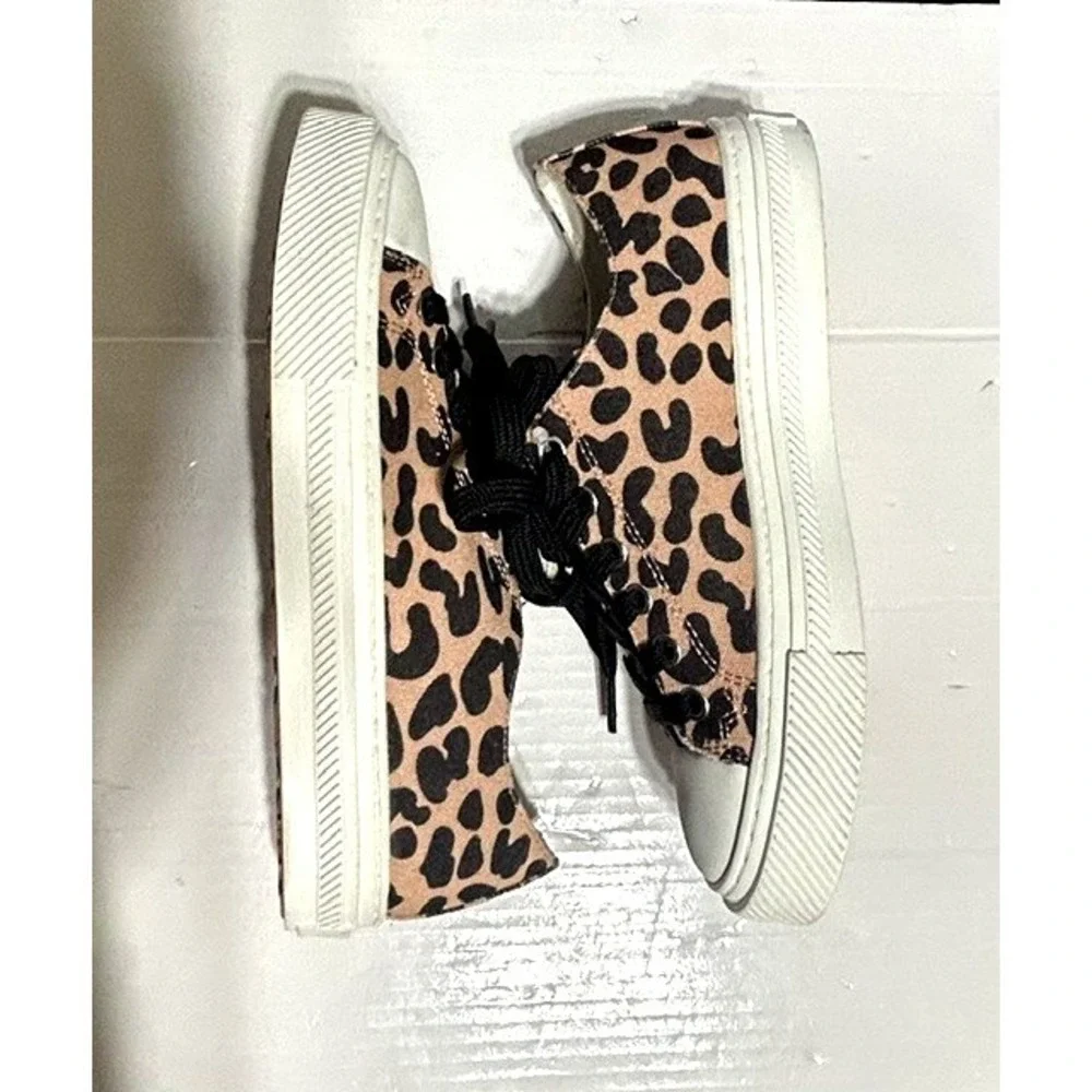 NWOT Stuart Weitzman Leopard Print Platform Sneakers Women 6B Preppy Artsy Biker